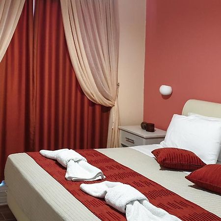 Helen Apartments & Studios Agios Stefanos Avliotes  Exterior photo